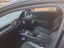 https://riyasewana.com/uploads/honda-vezel-z-1395222803.jpg