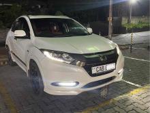 https://riyasewana.com/uploads/honda-vezel-z-1410333324884.jpg