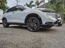 Honda Vezel Z Play Moon 2024 SUV
