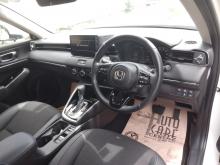 https://riyasewana.com/uploads/honda-vezel-z-1416162117375.jpg