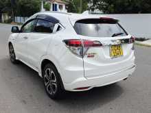 https://riyasewana.com/uploads/honda-vezel-z-141905274632.jpg