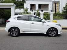 https://riyasewana.com/uploads/honda-vezel-z-141905274703.jpg