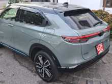 https://riyasewana.com/uploads/honda-vezel-z-1419381332.jpg