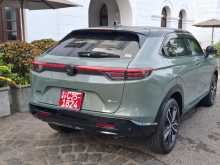 https://riyasewana.com/uploads/honda-vezel-z-14193813683.jpg