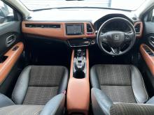 https://riyasewana.com/uploads/honda-vezel-z-146251417266.jpg