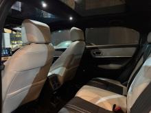 https://riyasewana.com/uploads/honda-vezel-z-1513345317146.jpg