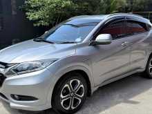 https://riyasewana.com/uploads/honda-vezel-z-1514380622332.jpg