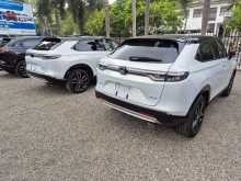 https://riyasewana.com/uploads/honda-vezel-z-151804194362.jpg