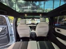 https://riyasewana.com/uploads/honda-vezel-z-151804446854.jpg
