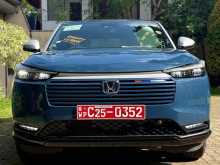 https://riyasewana.com/uploads/honda-vezel-z-1520235122401.jpg