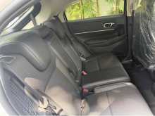 https://riyasewana.com/uploads/honda-vezel-z-160055122582.jpg