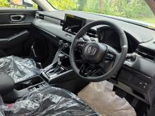 https://riyasewana.com/uploads/honda-vezel-z-1613311117115.jpg