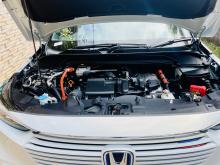 https://riyasewana.com/uploads/honda-vezel-z-1615092717816.jpg