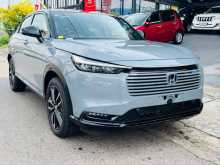 https://riyasewana.com/uploads/honda-vezel-z-161651294803.jpg