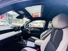 https://riyasewana.com/uploads/honda-vezel-z-161652076785.jpg