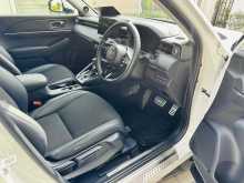 https://riyasewana.com/uploads/honda-vezel-z-1619330222533.jpg