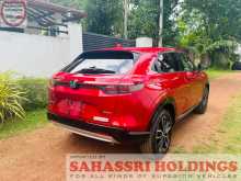 https://riyasewana.com/uploads/honda-vezel-z-16210123765.jpg