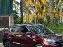https://riyasewana.com/uploads/honda-vezel-z-1622284022703.jpg