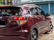 https://riyasewana.com/uploads/honda-vezel-z-1622285724211.jpg