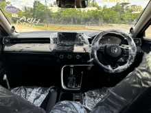 https://riyasewana.com/uploads/honda-vezel-z-162312554063.jpg