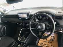 https://riyasewana.com/uploads/honda-vezel-z-1710443393.jpg