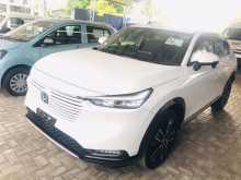 https://riyasewana.com/uploads/honda-vezel-z-1710582633.jpg
