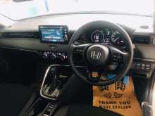 https://riyasewana.com/uploads/honda-vezel-z-17105826714.jpg
