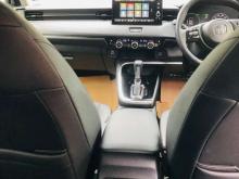 https://riyasewana.com/uploads/honda-vezel-z-171229056496.jpg