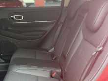 https://riyasewana.com/uploads/honda-vezel-z-1712412022493.jpg