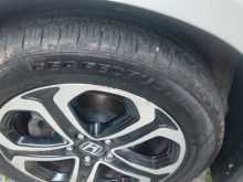 https://riyasewana.com/uploads/honda-vezel-z-17135036446.jpg