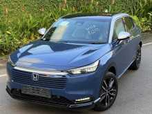 Honda Vezel Z Play MOON-ROOF 2025 SUV