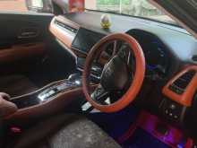 https://riyasewana.com/uploads/honda-vezel-z-17141815704.jpg