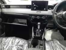 https://riyasewana.com/uploads/honda-vezel-z-17152458245.jpg