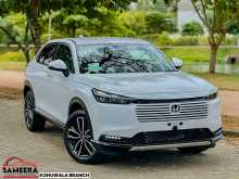https://riyasewana.com/uploads/honda-vezel-z-17173159513.jpg