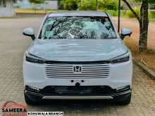 https://riyasewana.com/uploads/honda-vezel-z-1717315982.jpg