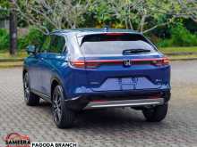 https://riyasewana.com/uploads/honda-vezel-z-17184944863.jpg