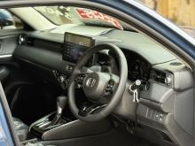 https://riyasewana.com/uploads/honda-vezel-z-1719014617095.jpg