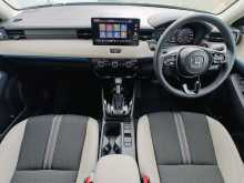 https://riyasewana.com/uploads/honda-vezel-z-17237484032.jpg