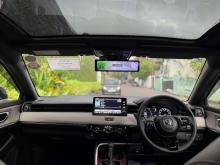 https://riyasewana.com/uploads/honda-vezel-z-17241146864.jpg