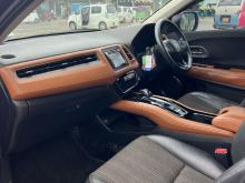 https://riyasewana.com/uploads/honda-vezel-z-1812085317505.jpg