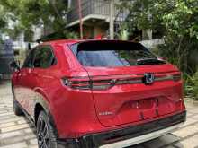 https://riyasewana.com/uploads/honda-vezel-z-1812154922053.jpg