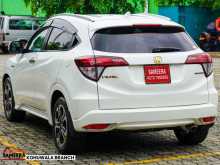 https://riyasewana.com/uploads/honda-vezel-z-18124438734.jpg