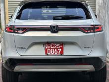 https://riyasewana.com/uploads/honda-vezel-z-1816161624482.jpg