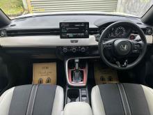https://riyasewana.com/uploads/honda-vezel-z-1816161724854.jpg
