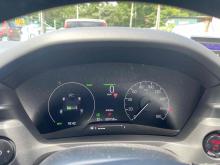https://riyasewana.com/uploads/honda-vezel-z-1823484424712.jpg