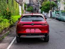 https://riyasewana.com/uploads/honda-vezel-z-18340464413.jpg