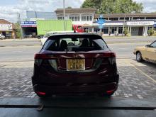 https://riyasewana.com/uploads/honda-vezel-z-188143717395.jpg