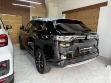 https://riyasewana.com/uploads/honda-vezel-z-191138174793.jpg