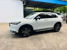 https://riyasewana.com/uploads/honda-vezel-z-191158404463.jpg