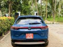 https://riyasewana.com/uploads/honda-vezel-z-1916534822553.jpg